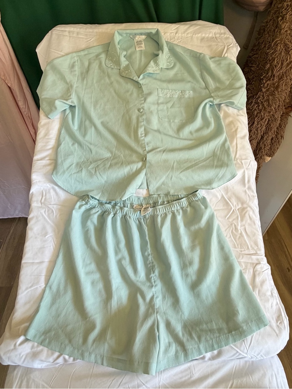 Vintage Secret Treasures Embroidered Short Set